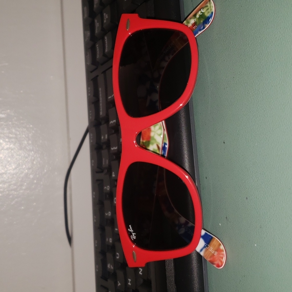 Ray-Ban Wayfarer sunglasses